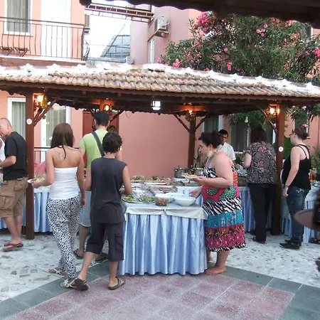 Truva - Boutique Class Hotel 2*